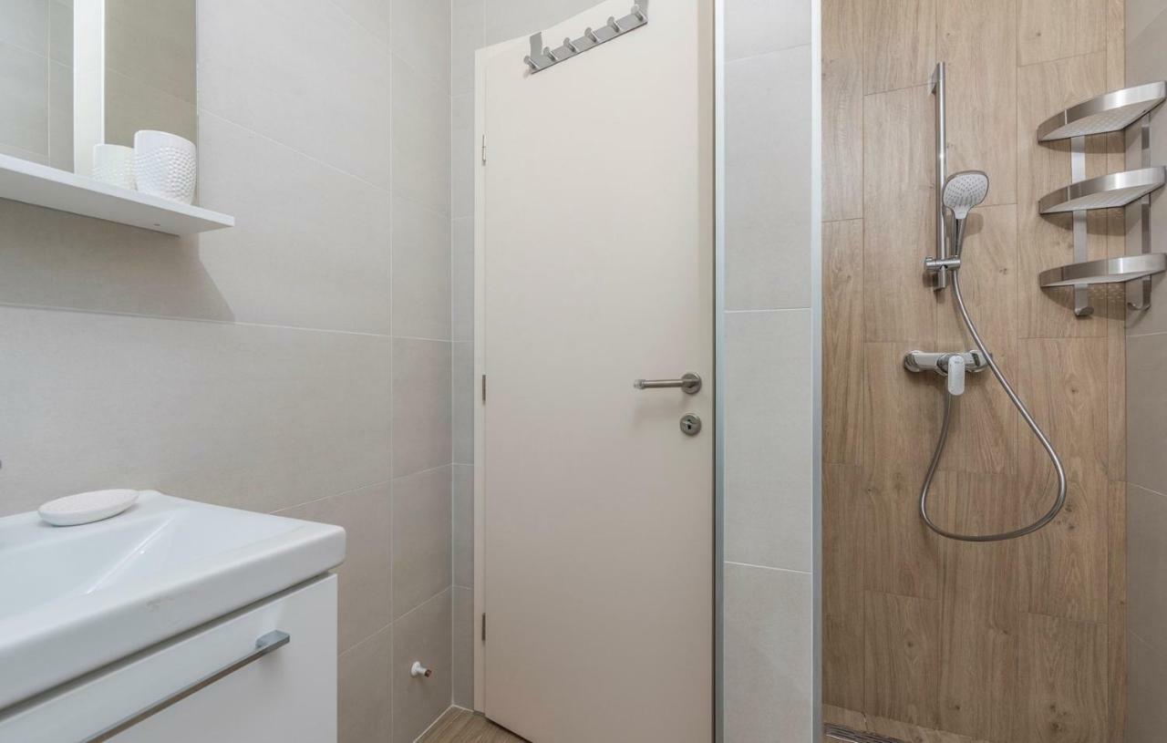 Apartments Hana In Funtana Εξωτερικό φωτογραφία