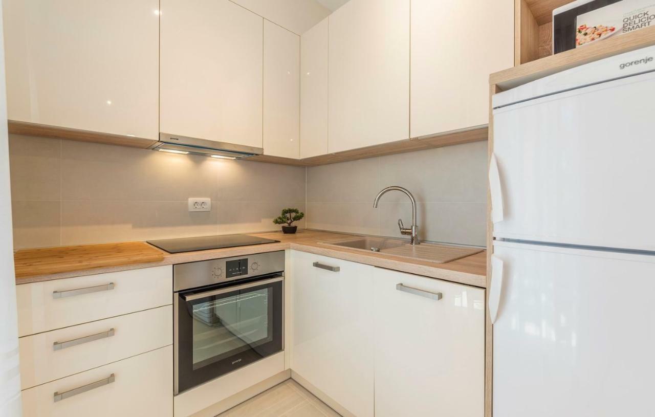 Apartments Hana In Funtana Εξωτερικό φωτογραφία