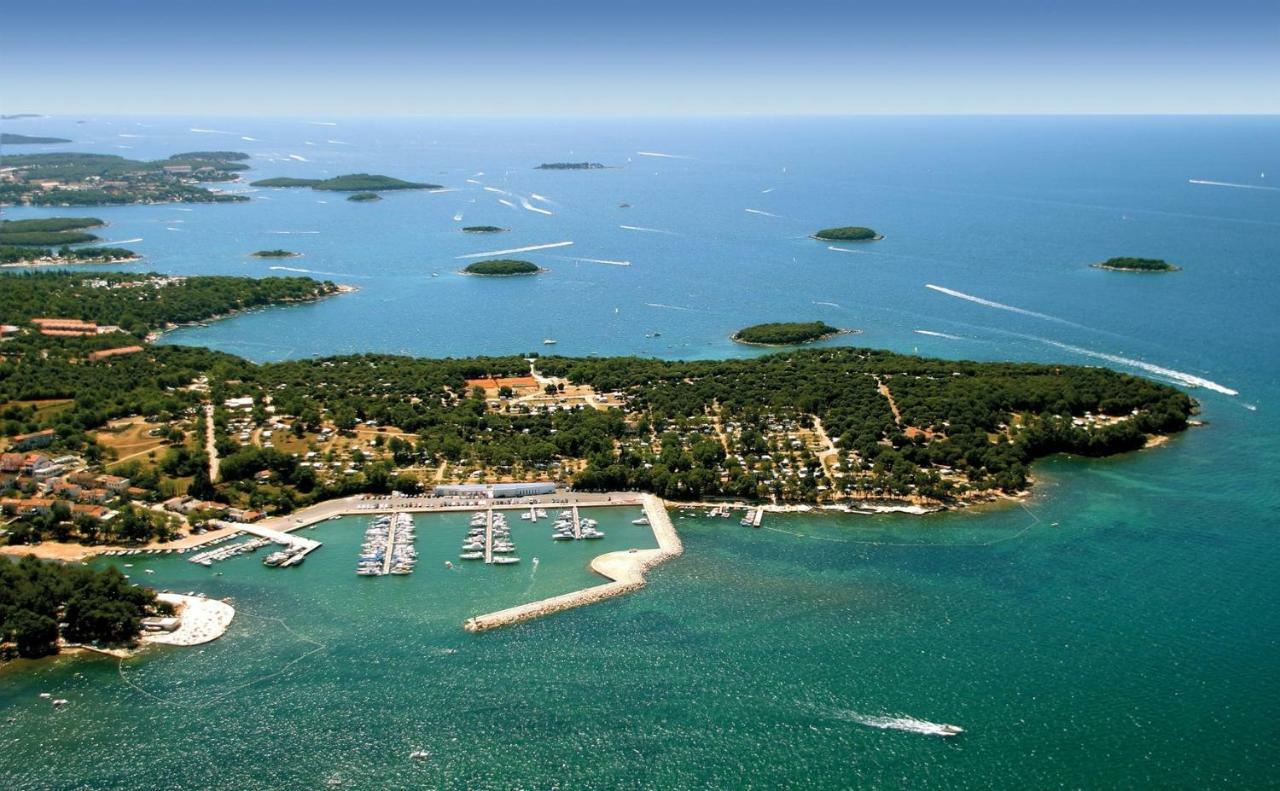 Apartments Hana In Funtana Εξωτερικό φωτογραφία