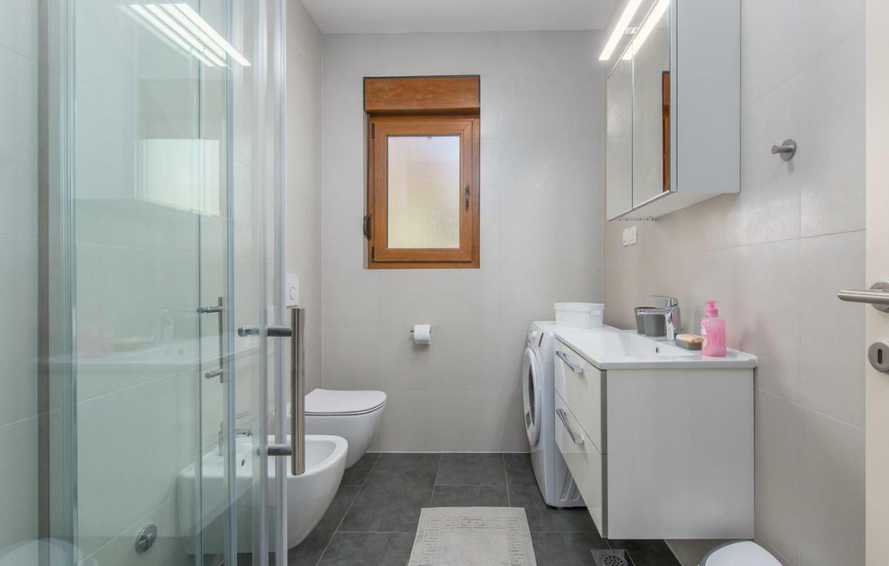 Apartments Hana In Funtana Εξωτερικό φωτογραφία